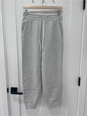 NWOT lululemon Loungeful High-Rise Jogger